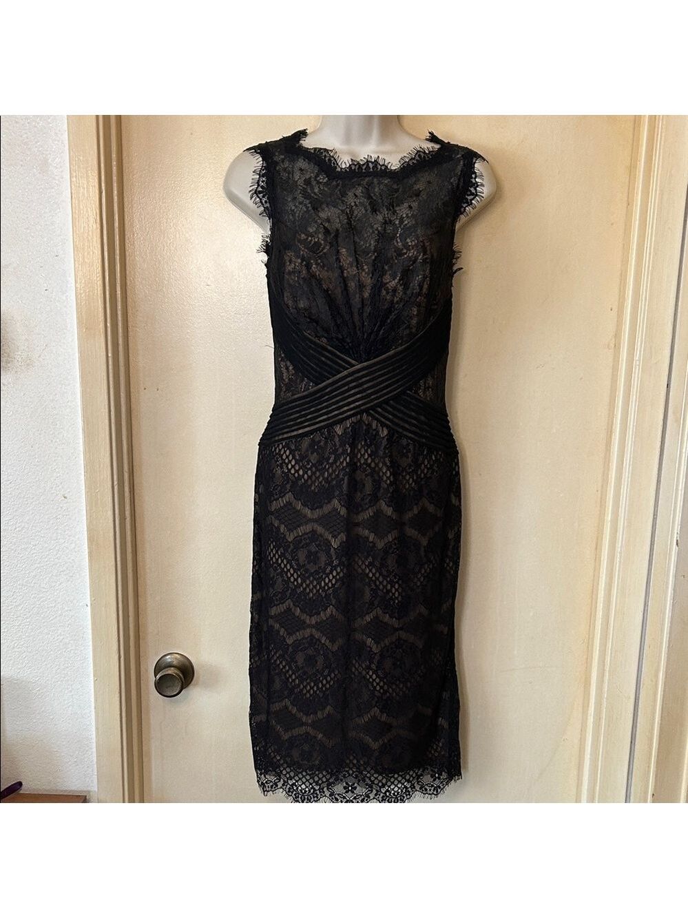 Tadashi Shoji Elegant Black Lace Midi Dress size 2